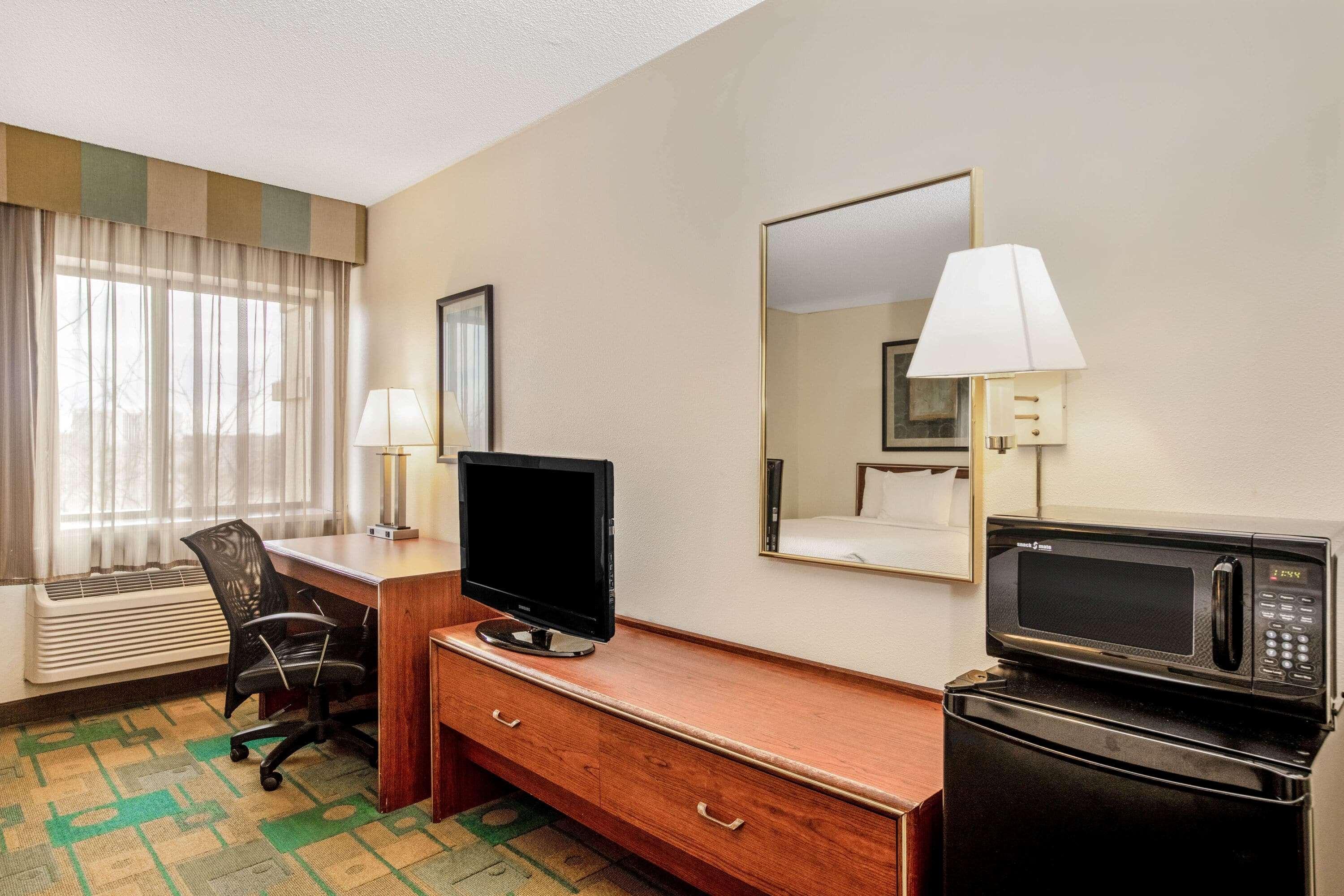 La Quinta By Wyndham Des Moines West Clive Hotel Ngoại thất bức ảnh