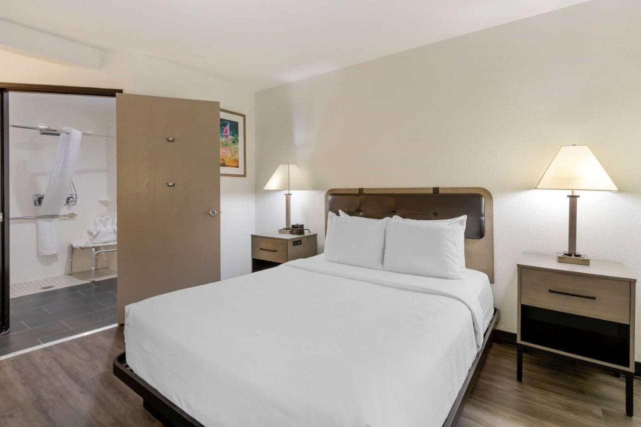 La Quinta By Wyndham Des Moines West Clive Hotel Ngoại thất bức ảnh